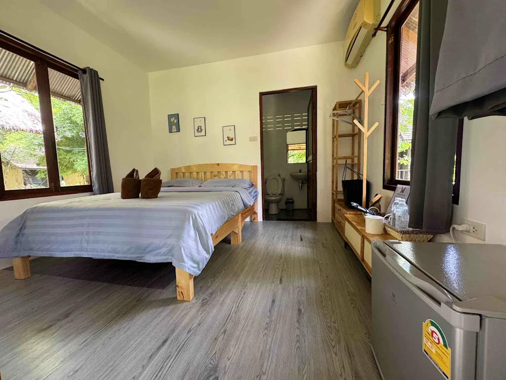 Garden bungalow interior